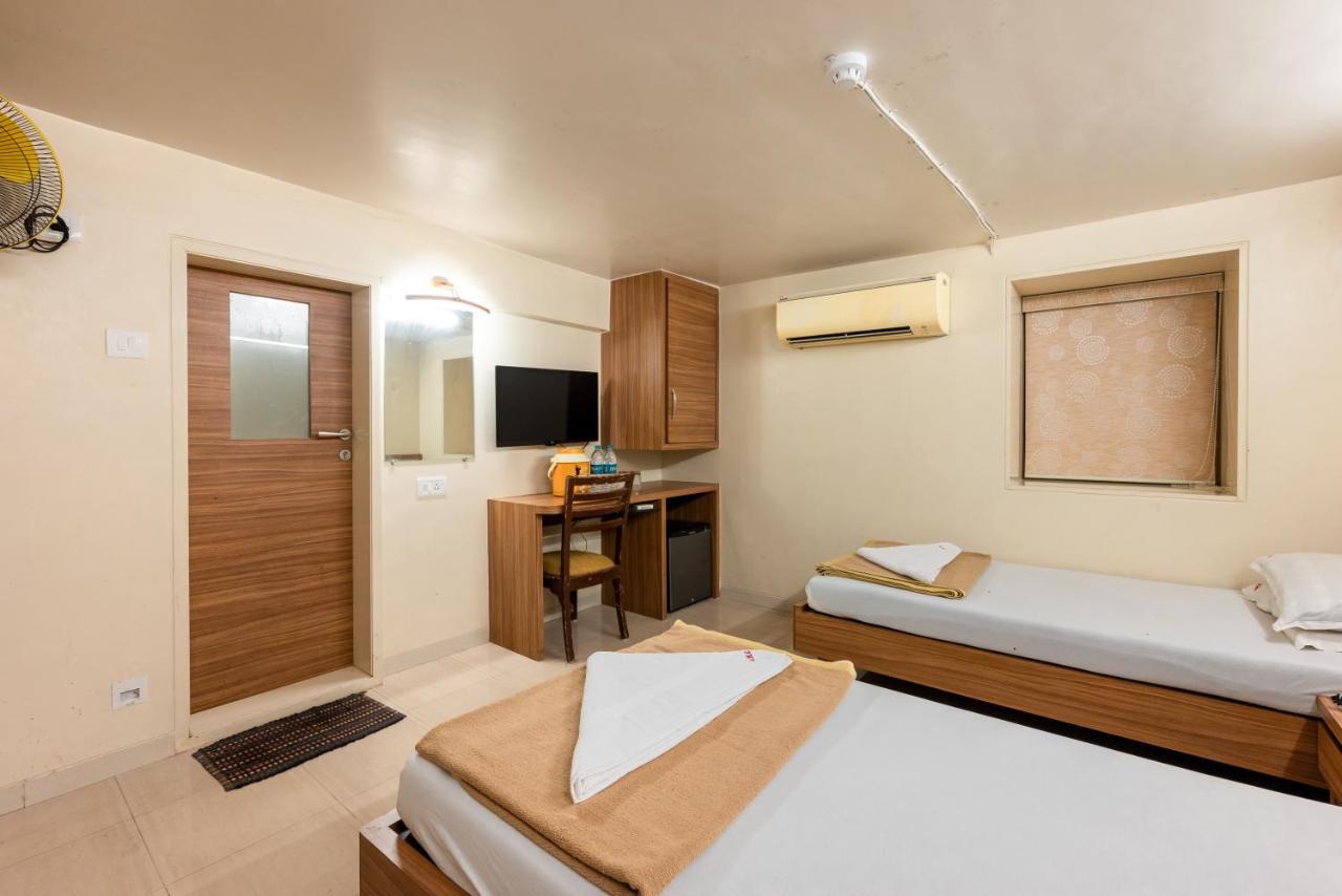 Hotel Balwas Mumbai Exterior photo