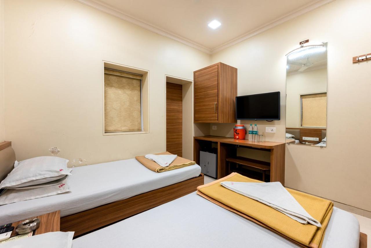 Hotel Balwas Mumbai Exterior photo